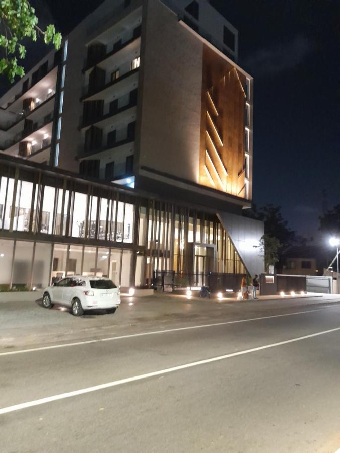 The Lennox D-Plus Apartments Акра Екстериор снимка