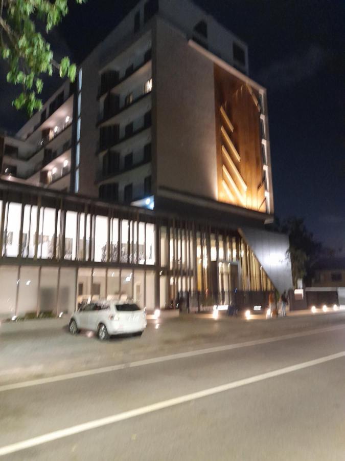 The Lennox D-Plus Apartments Акра Екстериор снимка