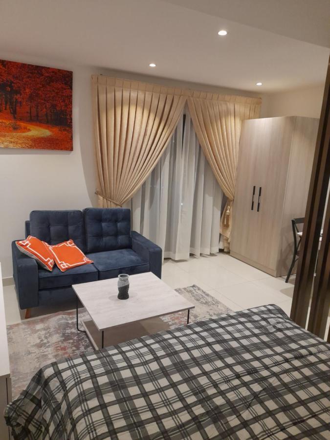 The Lennox D-Plus Apartments Акра Екстериор снимка