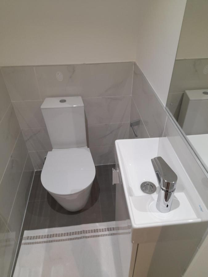 The Lennox D-Plus Apartments Акра Екстериор снимка