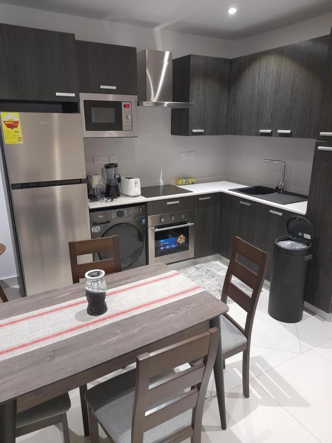 The Lennox D-Plus Apartments Акра Екстериор снимка