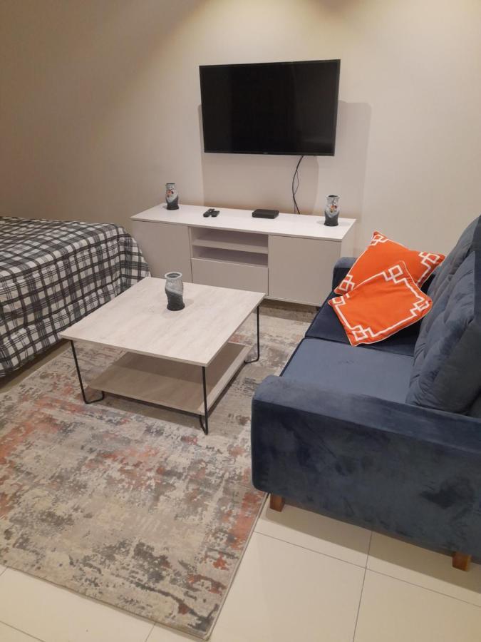 The Lennox D-Plus Apartments Акра Екстериор снимка